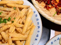 咸蛋黄炒茄子-吃饭皇帝大(解放西路店)
