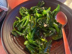 -大树下海鲜饭店