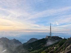 -黄山光明顶山庄