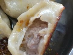 -黄阿姨锅贴大王(万航渡路店)