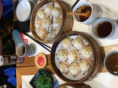 -馋三尺蟹粉小笼(人民广场店)