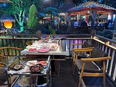 -二荆条·蜀鲜汇城市森林火锅