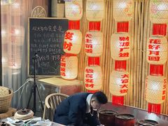 -郭婆婆疯子鸡·土货江湖菜馆