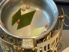 -鼎泰亨·海鲜牛肉餐厅(滨江店)