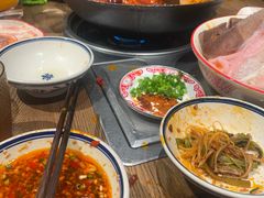 -袁山山重庆火锅(丈八北路店)