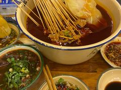-拈签一笑黄牛肉辣卤串串