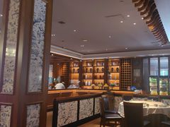 -八府香鸭·啫啫煲(华山路店)