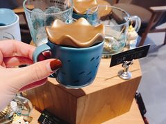 -星巴克臻选(莘庄仲盛店)