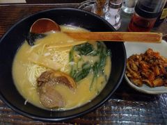 猪骨拉面-平成屋· Late Night 食堂(四川北路店)