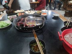 -铜元老码头鳝鱼火锅