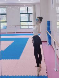 -CASTER跳舞俱乐部