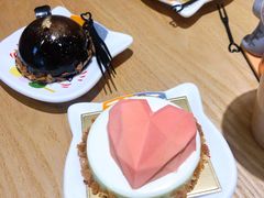 -藏猫猫咖啡主题馆(中央大道店)