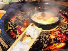 -舒家大院重庆老火锅(纪念塔店)