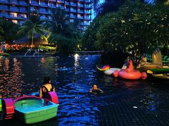 -三亚湾海居铂尔曼度假酒店