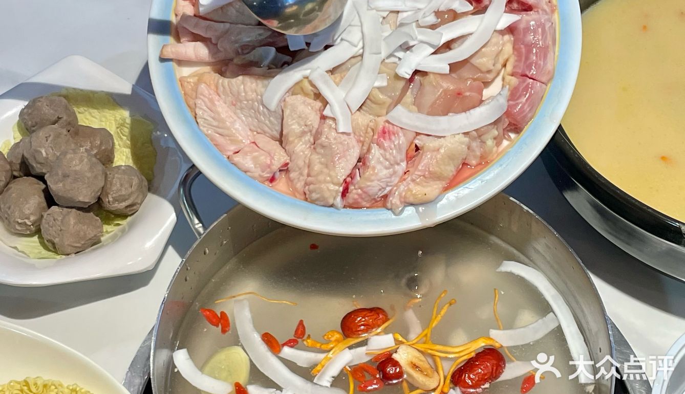 在广州！吃到巨巨巨好吃的猪肚鸡✌🏻️