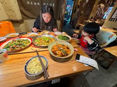 -泥糊破店小酒馆·团建聚餐(南京西路店)