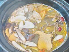 -野菌皇海景野生菌火锅(滨海大道店)