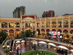 -佛罗伦萨小镇广佛名品奥特莱斯(疏港路店)