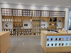 -华为授权体验店(中山公园来福士)