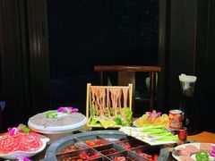 -厚山庭院重庆老火锅