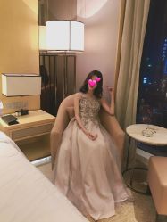 点击看大图 礼服-拉瑞娜LaReine婚纱礼服高级定制