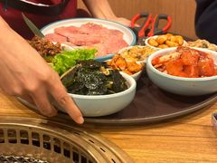 -炼火烤肉店