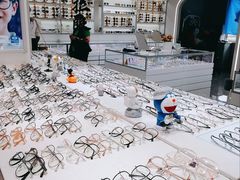 -潘多拉眼镜·蔡司依视路明月(潘家园店)