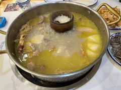 -朴小妹人参鸡汤火锅(长白山万达店)