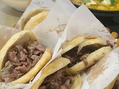 -闫家驴肉老店(华电一校店)