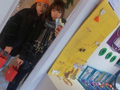 -LADY FAFA(巨鹿路陕西南路路口店)