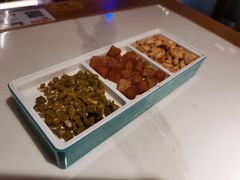 -荷塘秋月·本帮江浙菜(国权路店)