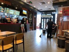 -汉堡王(房山绿地缤纷城店)
