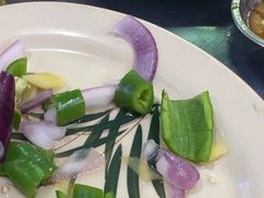 -盛得农家美食·无花果浸鸡·古法烧鸡·竹筒饭(白水寨森林海店)