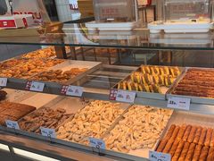 -读酥世家(松江新城地铁站店)
