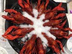 -虾弄弄海派小龙虾·牛羊蝎子火锅