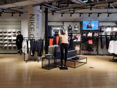 -NIKE品牌体验店(北京蓝色港湾店)