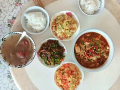 -乐禧母婴全自营月嫂(宝山店)