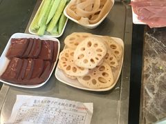 -朱氏胖子烂火锅(洪崖洞店)
