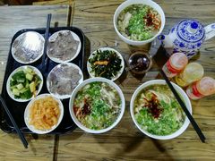 -陇上全荟兰州传统牛肉面(延吉路店)