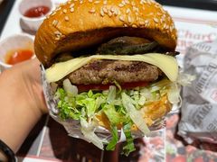 -The Habit Burger Grill 哈比特汉堡(复兴soho店)