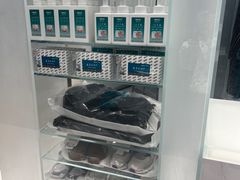 -福奈特洗衣洗鞋(宝华广场店)