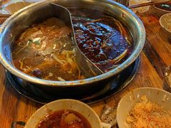 -岗上渣渣老火锅(两路口店)