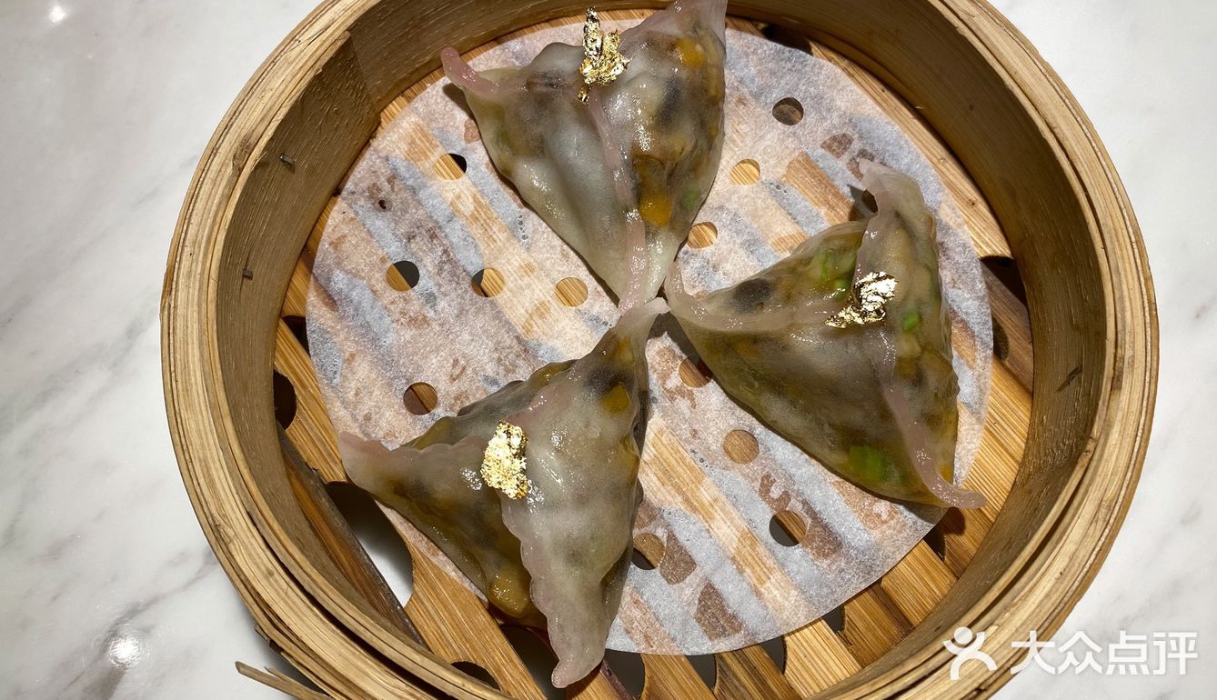 回味无穷，问服务员拿一次性手套