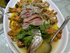 毛蟹咸肉蒸鲜活白水鱼-齐家花园大酒店(宝山店)
