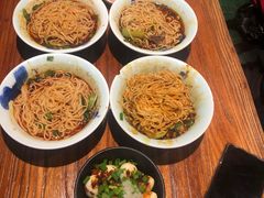 -兵哥豌豆面(雅颂居店)