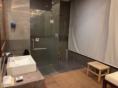 -张家港金凤凰度假村温泉