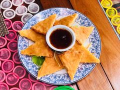 -卷心菜和避孕套餐厅(Pattaya)