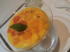 -燕庭·纯燕窝·甜品下午茶(南京西路店)