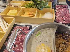 -呷哺呷哺 蔬菜畅吃(中发百旺店)