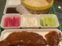 -姚姚酸菜鱼·金戈戈香港豉油鸡(喜荟城联名店)